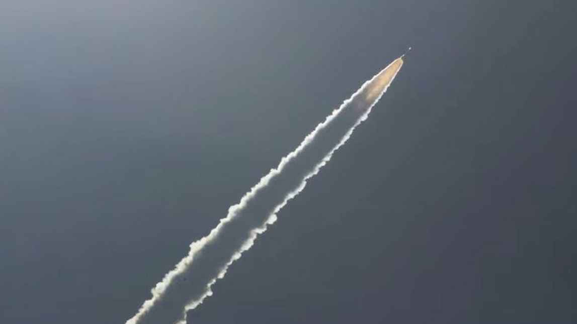 ১৫টি স্যাটেলাইট নিয়ে ছিটকে পড়ল ভারতের রকেট