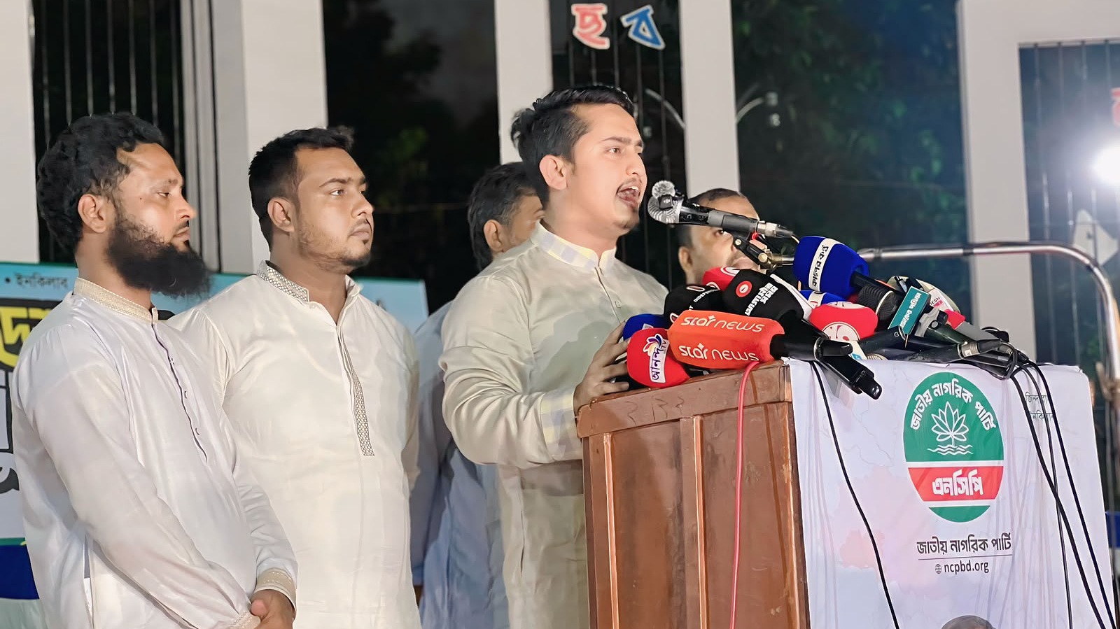 স্থানীয় নির্বাচনে একটি ভোটেও হাত দিলে সেই হাত থাকবে না: সারজিস