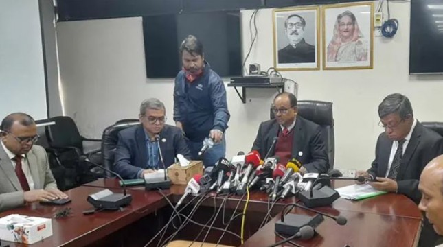 ট্রেনে যাত্রী চলাচল বিঘ্নিত করার অপচেষ্টা চলছে : রেলমন্ত্রী