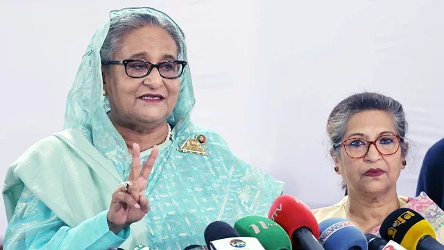 আড়াই লাখ ভোট পেয়ে বিজয়ী শেখ হাসিনা