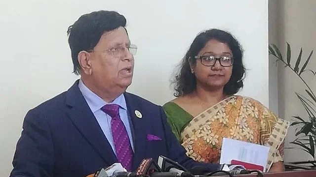 হিরো আলমের ওপর হামলার ঘটনায় ১২ দূতাবাসের বিবৃতিতে ক্ষুব্ধ পররাষ্ট্রমন্ত্রী