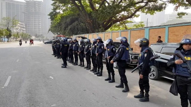রাজধানীতে সর্বোচ্চ সতর্কতা
