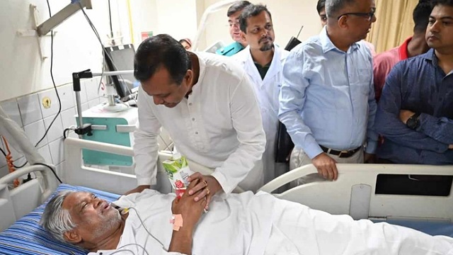 প্রধানমন্ত্রীর পাঠানো দুপুরের খাবার-ফল-জুস দেওয়া হলো আমানকে