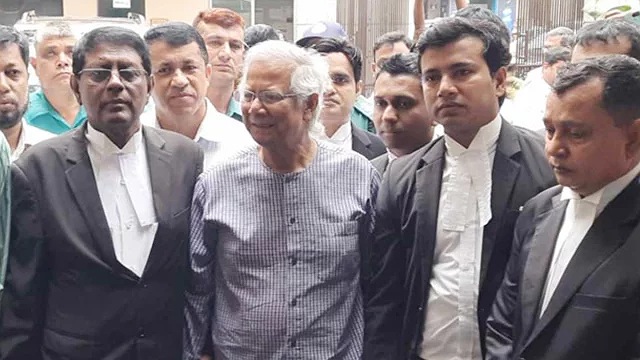 দুদকে হাজির ড. ইউনূস