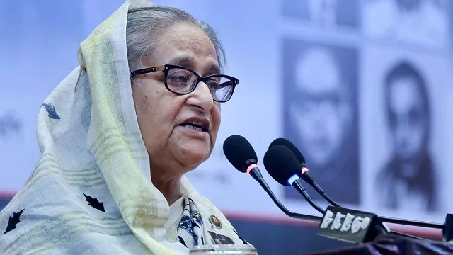 অগ্নিসন্ত্রাস করে আর যেন একটাও পার না পায়: প্রধানমন্ত্রী