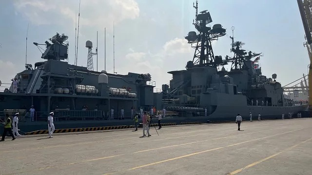 ৫০ বছর পর বাংলাদেশে ভিড়লো রাশিয়ার যুদ্ধজাহাজ