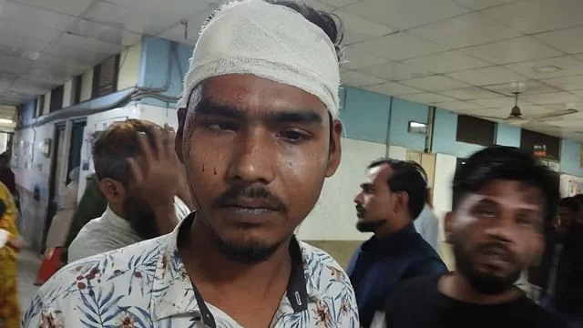 ফেরদৌসের নির্বাচনী প্রচারণায় দুই পক্ষে সংঘর্ষ, আহত ১৫