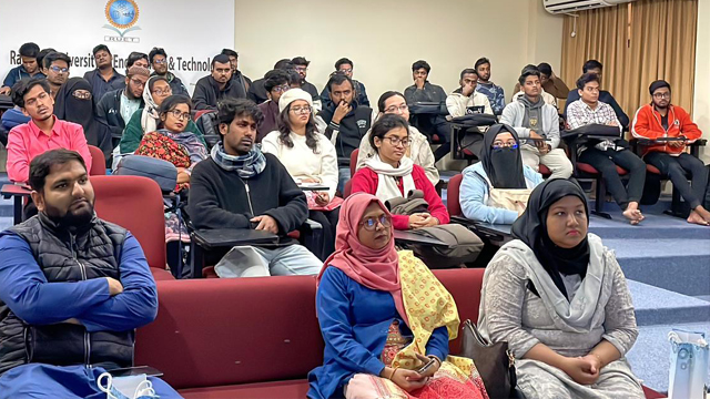 সংগৃহিত