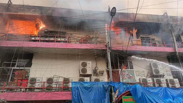  বন্ধ থাকবে নিউমার্কেট
