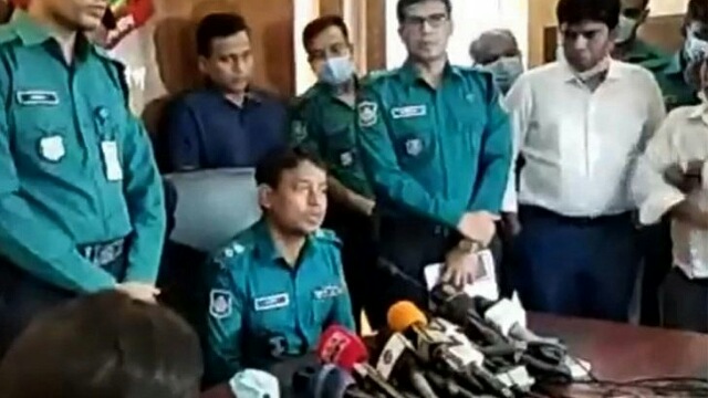 তেজগাঁও জোন পুলিশের সংবাদ সম্মেলন।  