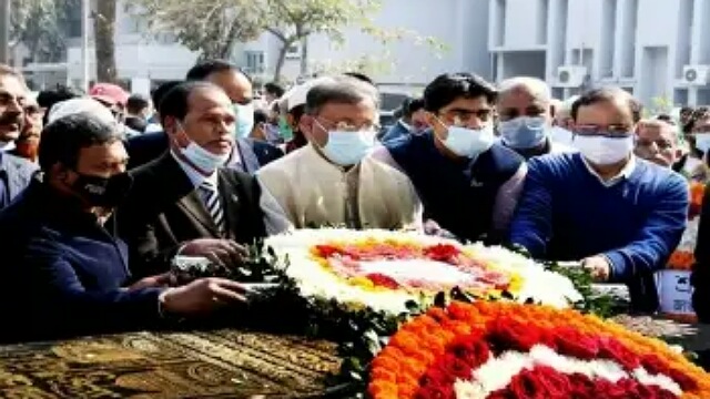 করোনাকালে কোন সাংবাদিককে কর্তব্যপালনে শঙ্কিত হতে দেখি নি: তথ্যমন্ত্রী