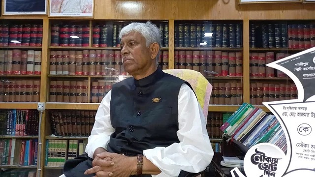 ইভিএমে ত্রুটি সত্ত্বেও নির্বাচন সুষ্ঠু হয়েছে, পরাজয় মেনে নিয়েছি: আজমত উল্লাহ