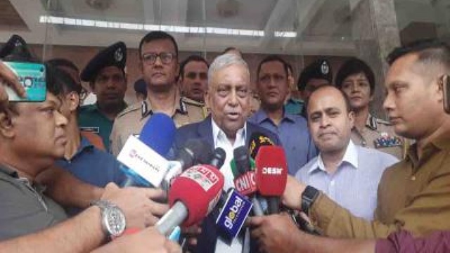 অনিবন্ধিত রাজনৈতিক দল সমাবেশ ইনডোরে করতেই পারে: স্বরাষ্ট্রমন্ত্রী