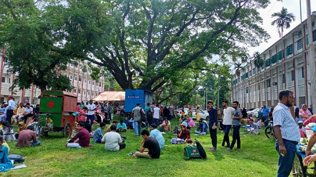 রাবিতে দ্বিতীয় দিনের ভর্তি পরীক্ষা অনুষ্ঠিত