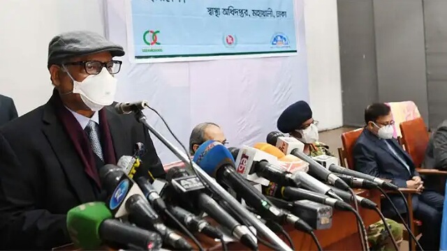 স্বাস্থ্য অধিদফতরের সভায় বক্তব্য রাখছেন স্বাস্থ্যমন্ত্রী জাহিদ মালিক।