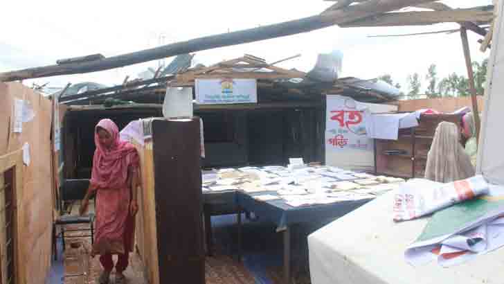 ঘূর্ণিঝড় হামুনের আঘাতে ৪৩ হাজার ঘরবাড়ি ক্ষতিগ্রস্ত