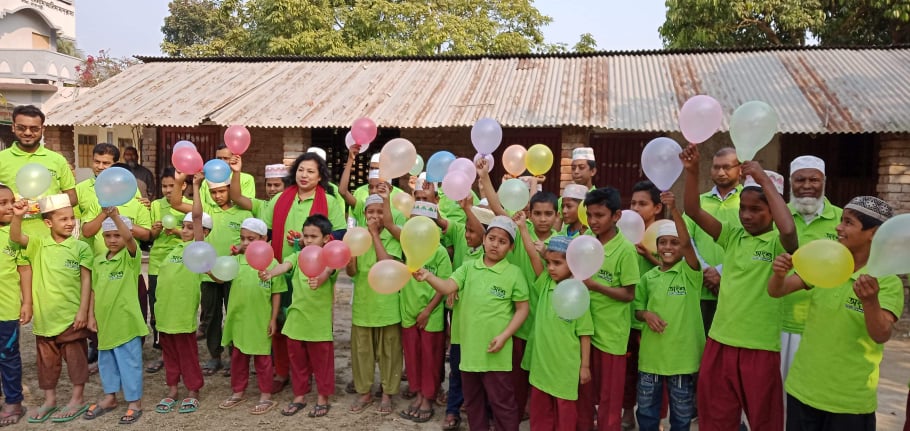 এতিম বাচ্চাদের নিয়ে অনন্য আয়োজন